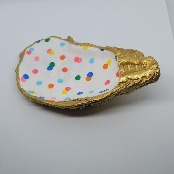 Polka-dot Oystershell ring holder/ trinket tray - Picture 2 of 7